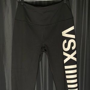 VS logo leggings
